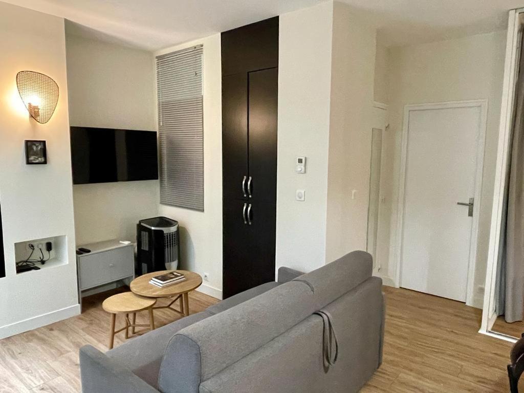 St Germain Beauvoir Chicsuites Париж Экстерьер фото