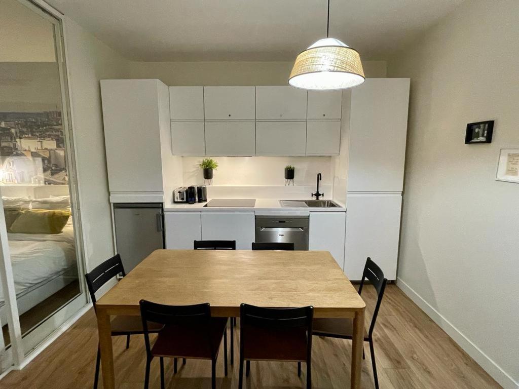 St Germain Beauvoir Chicsuites Париж Экстерьер фото